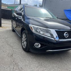 2016 Nissan Phatfinder 