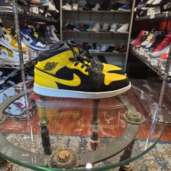 Air Jordan 1 " New Love"  Sz 10