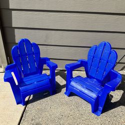 Two Plastic Toddler Chairs - Blue 