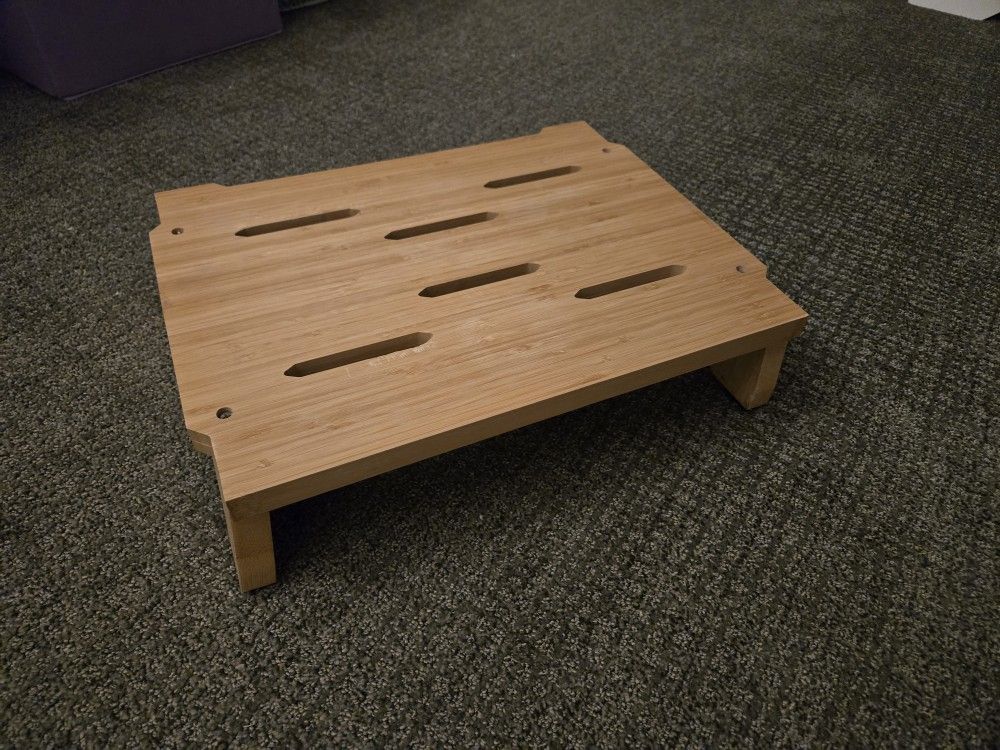 Low Wooden Step Stool, 3.5" Maple Color