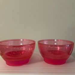 Set of 2 Pink Clear Plastic Bowls
