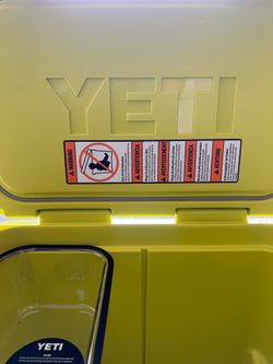 YETI 32 Roadie Cooler Neon Yellow