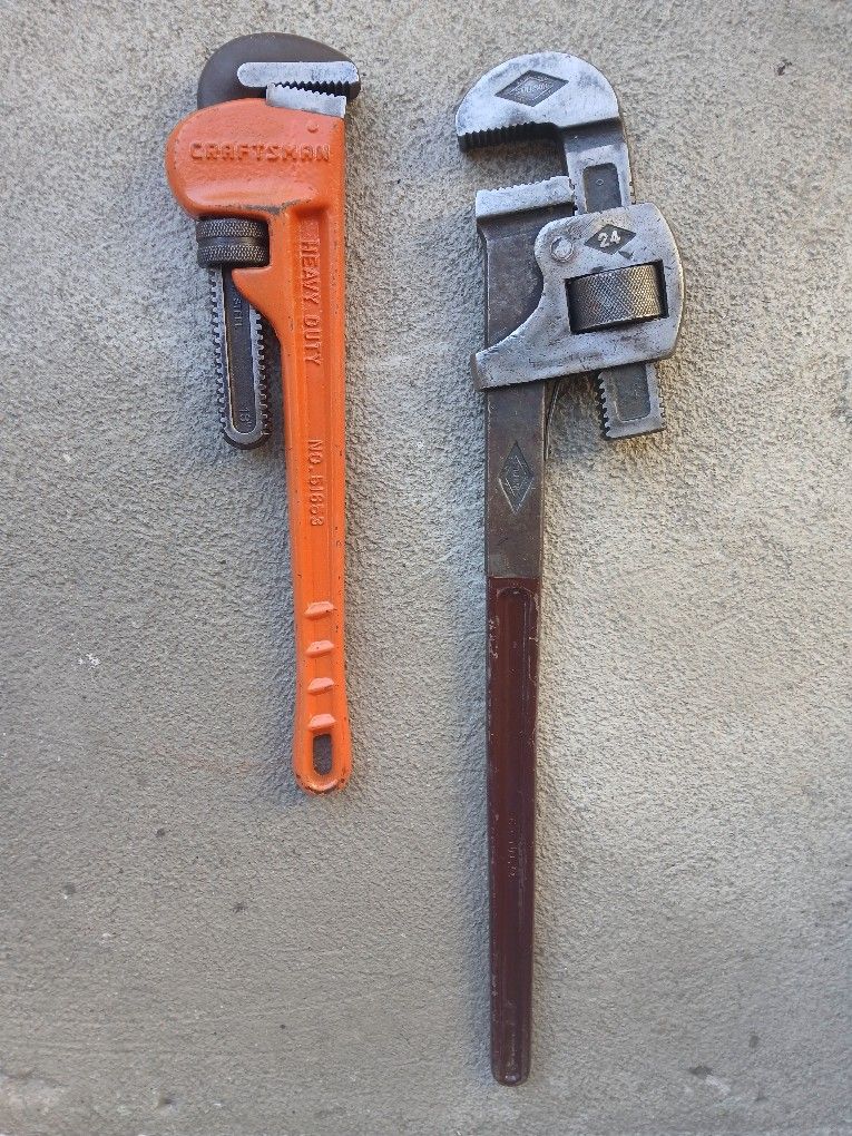 CRAFTSMAN AND STILLETO BIG WRENCHES