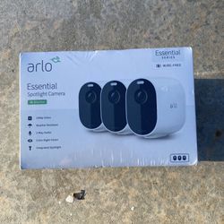 Arlo Essential 5s -3pack W Solar Panel Chargers