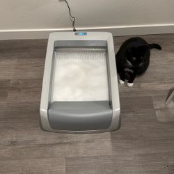 Automatic Litter box 