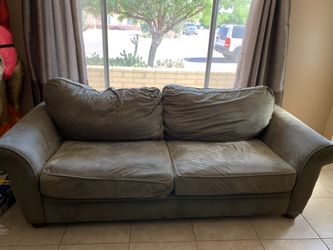 Couch/Sectional