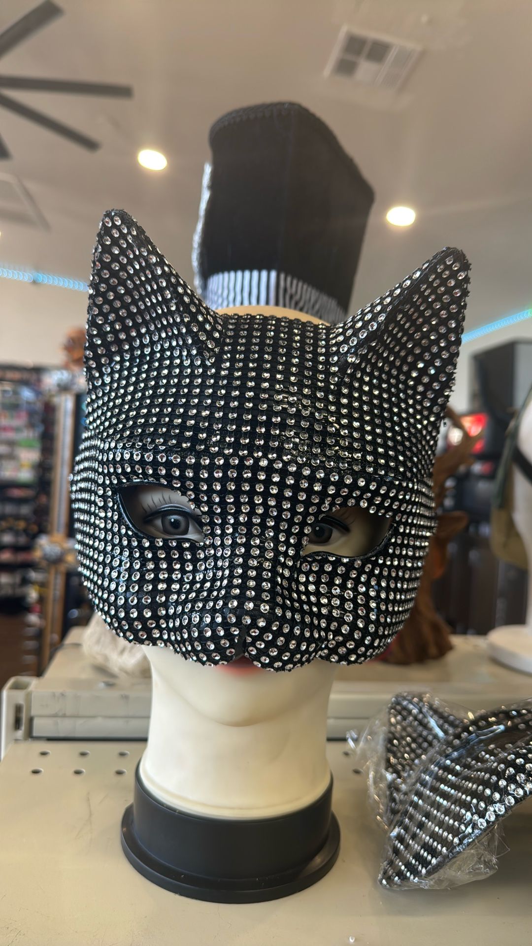 Halloween Crystal Cat Mask