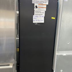 Jenn Air Panel Ready Built In 30” Freezer Column With Ice Maker 
