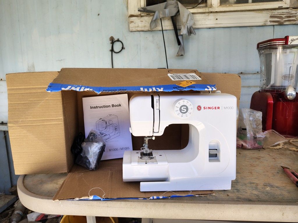 Sewing Machine For Sale