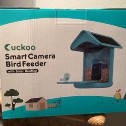 Smart Camera Bird Feeder - New, Cuckoo With Solar Rooftop , 1080P HD Live Stream Video, Built In Microphone, Bird Recognition, 1.5 GP food Capacity 