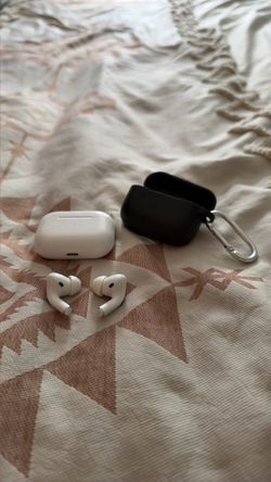 Apple AirPods Pro with Case and Cover