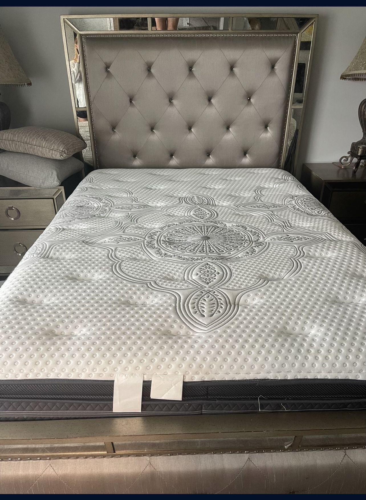 American signature furniture Bedroom Set