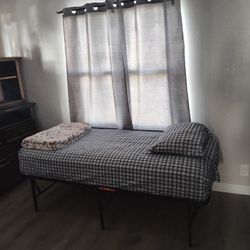Shared Rooms Available 
