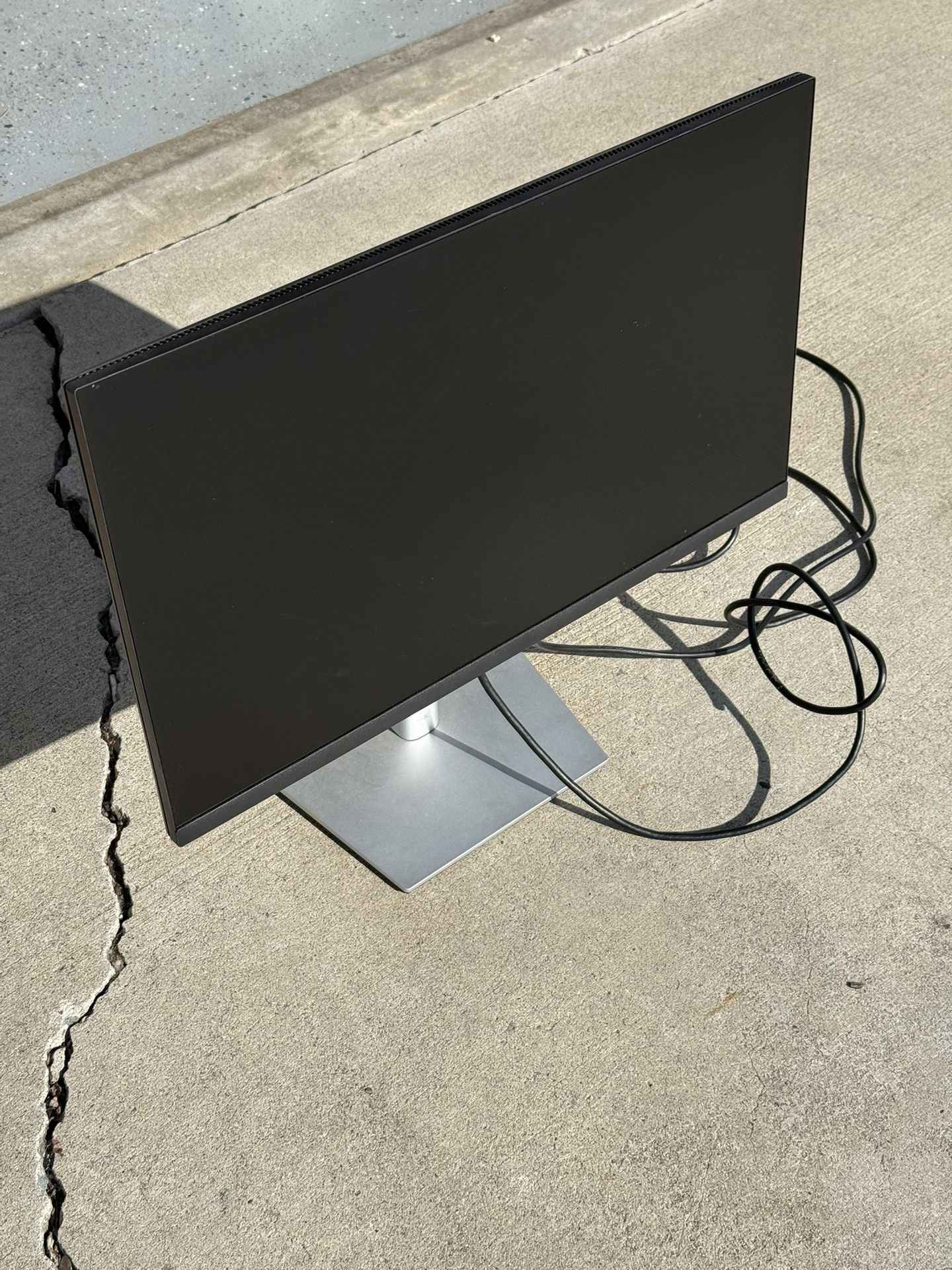 Dell 2422H Rotating Computer Monitor
