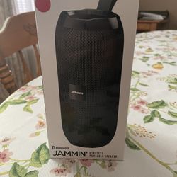2Boom Jammin’ Bluetooth Speaker (Black) – Portable, Deep Bass, Long Battery
