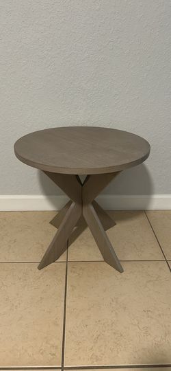Tan/brown Coffee Table