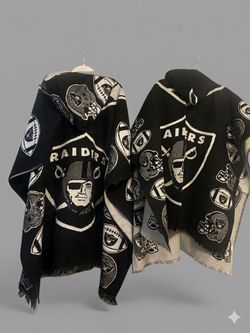 RAIDERS PONCHOS