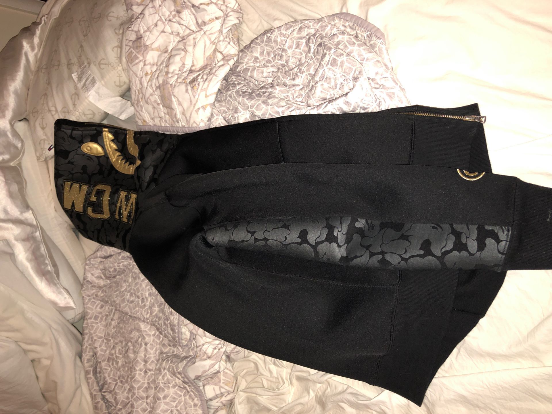 Bathing ape sweater