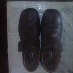 Josef Seibel comfort shoes (Brown Leather /Velcro Strap/Very Good Condition)    SN#Inside Of You Are 2 3 4 6 6  39  33   4   (Size 39 or 6.5-7 )