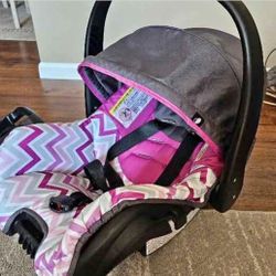 Infant Car seat
