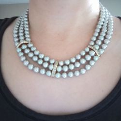 Faux Pearls Necklace With Bracelet 