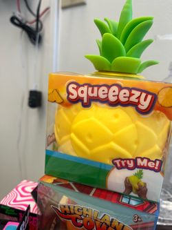 Squeeezy Pineapple