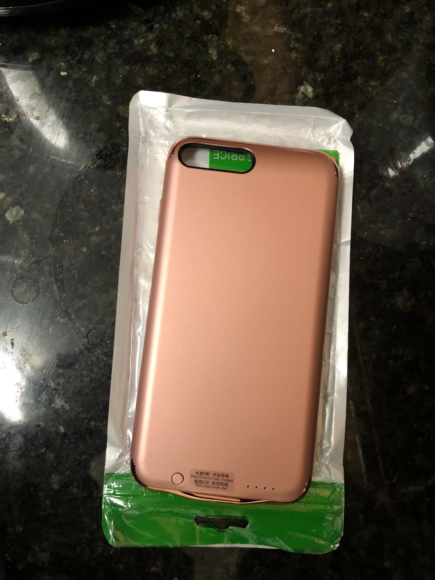 iPhone 7+ charging case