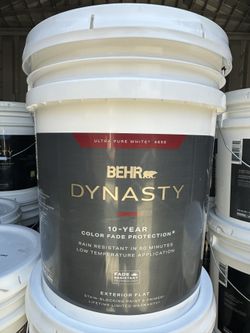 Behr Dynasty Exterior Ultra Pure White Flat