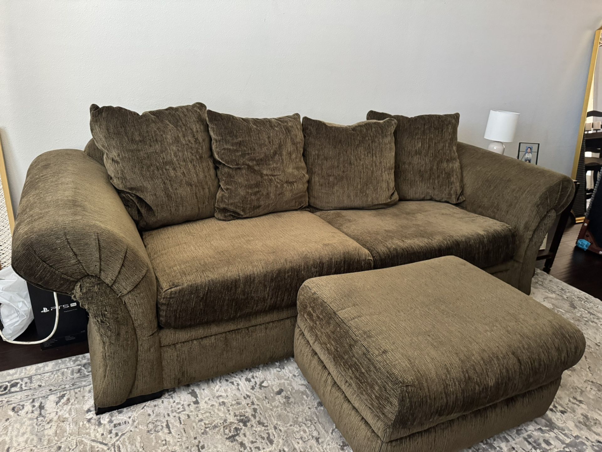 Couch With Matching Ottoman