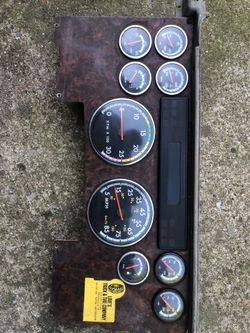 FREIGHTLINER CENTURY DASHBOARD MODELS 1998 to 2003