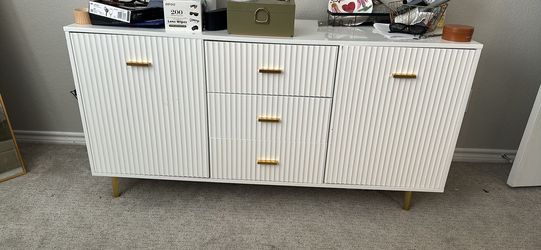 Super cute dresser