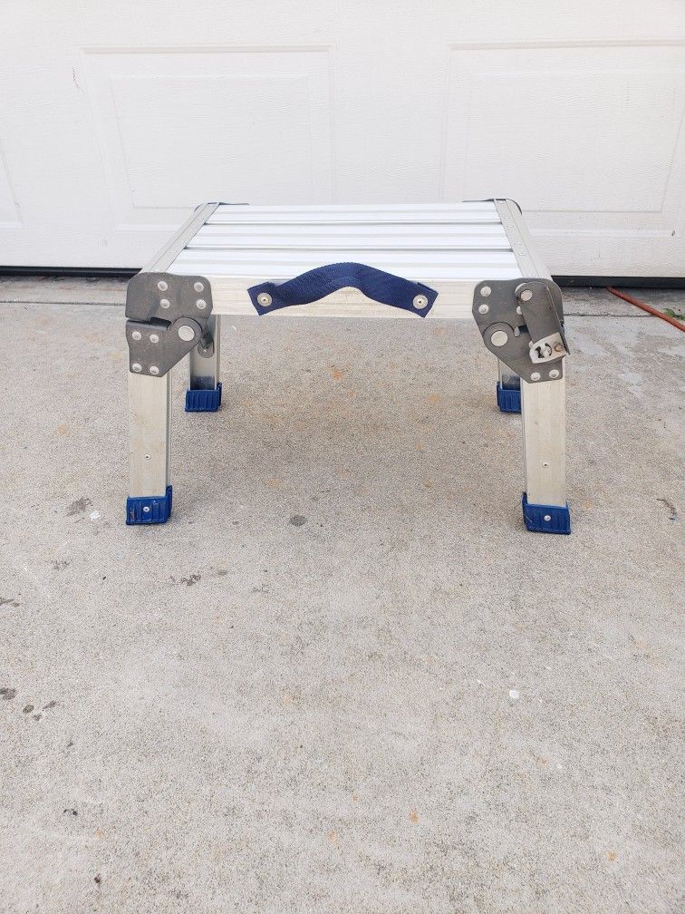 Aluminum Step Stool - Foldable