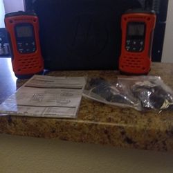 QMotorola T600 Two-Way Radio (Orange) – Waterproof + Accessories