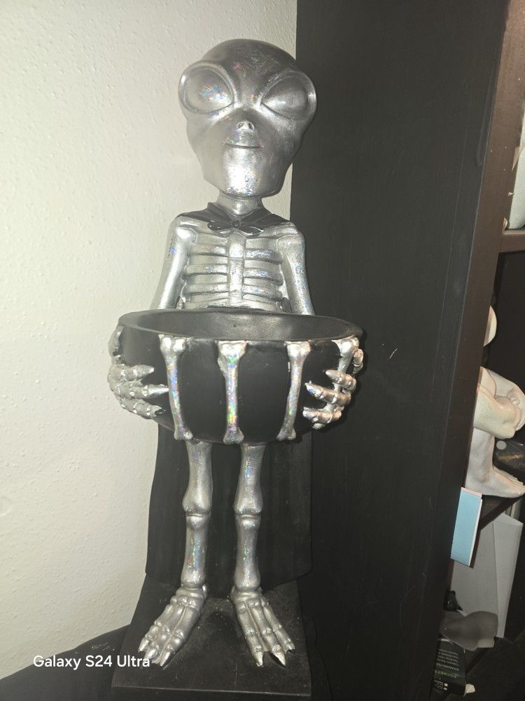 Halloween Candy Bowl Alien