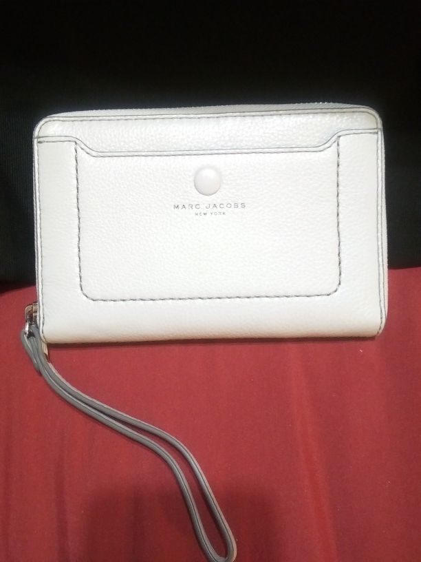 Marc Jacobs phone wallet