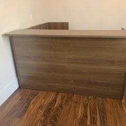 Reception Desk L Shape 6’x6’ Walnut 