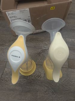 Medela Manual Breast Pump x2