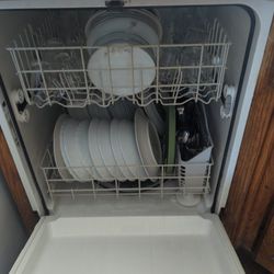 Kenmore Dishwasher 