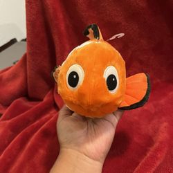 Original Disneyland Walt Disney World Nemo Plush 