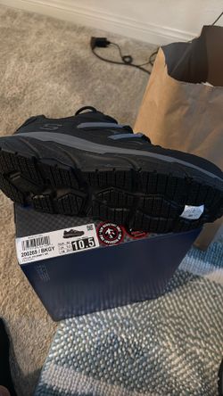 Skechers Steal Toe Shoe