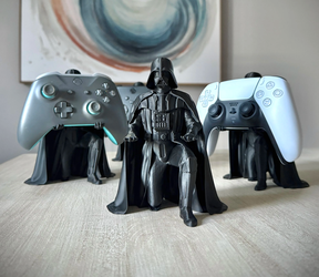 Darth Vader Gaming Controller Stand (Xbox one/PS5)