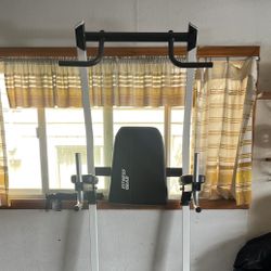 Pull up, dip, leg lift, sit up station
