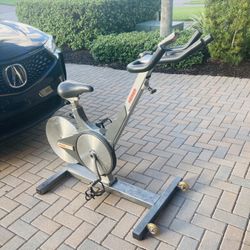 KEISER M3 INDOOR BIKE