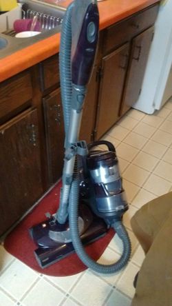 Kenmore Canister Bagless 600 series used