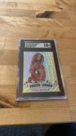 Gisele Bundchen Leaf Prized Legend