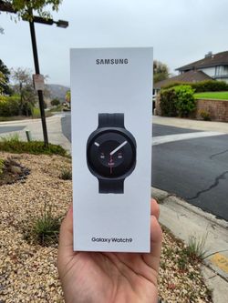 New sealed Samsung Galaxy watch 9 40mm
