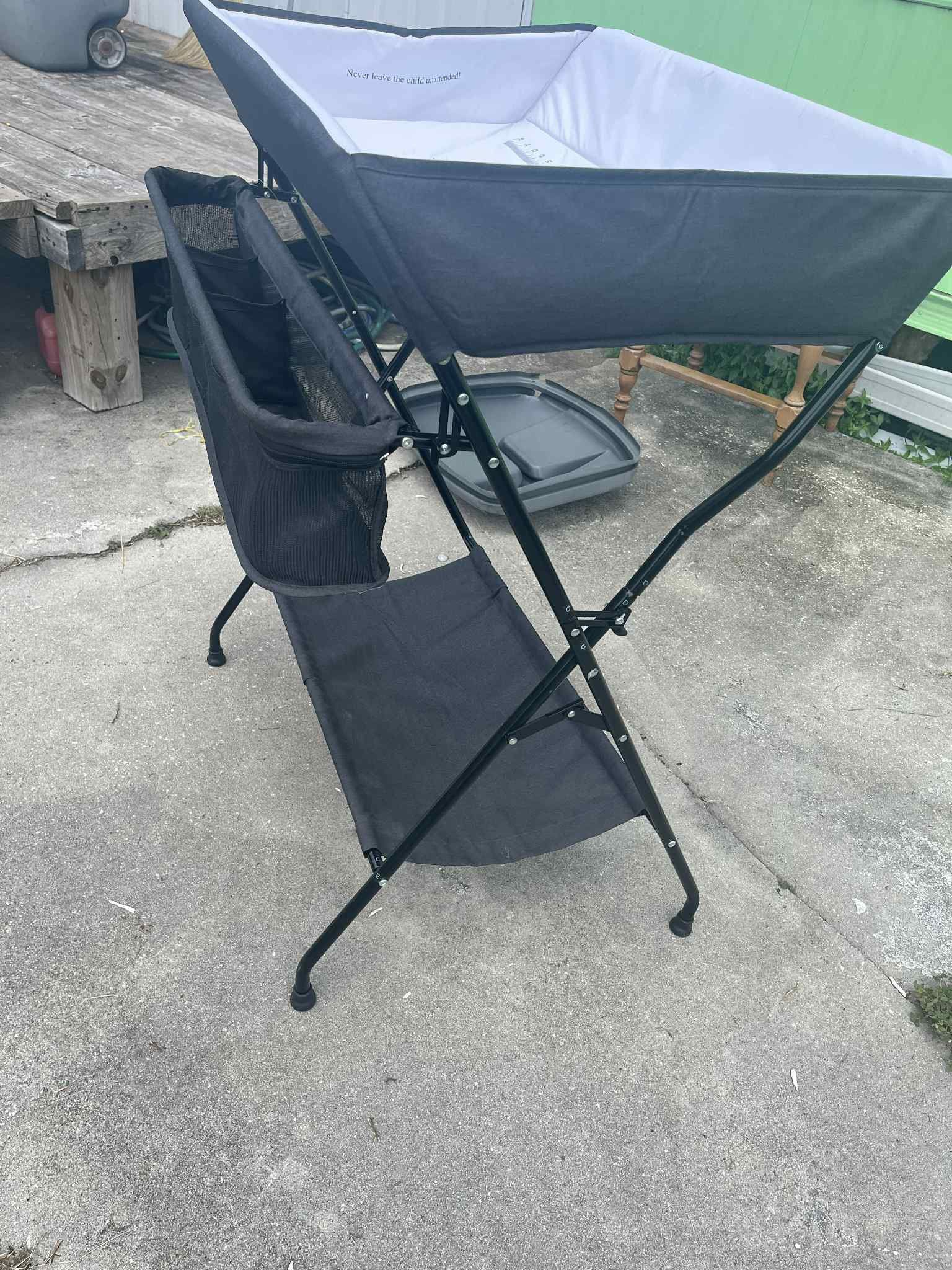 Folding changing table