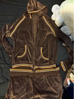 Velour tracksuit XL