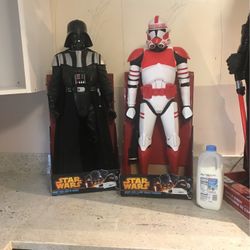 Star Wars Large Action Figures 2  1/2 Feet Tall