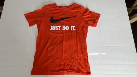 Nike Boy Tee Size Medium Orange